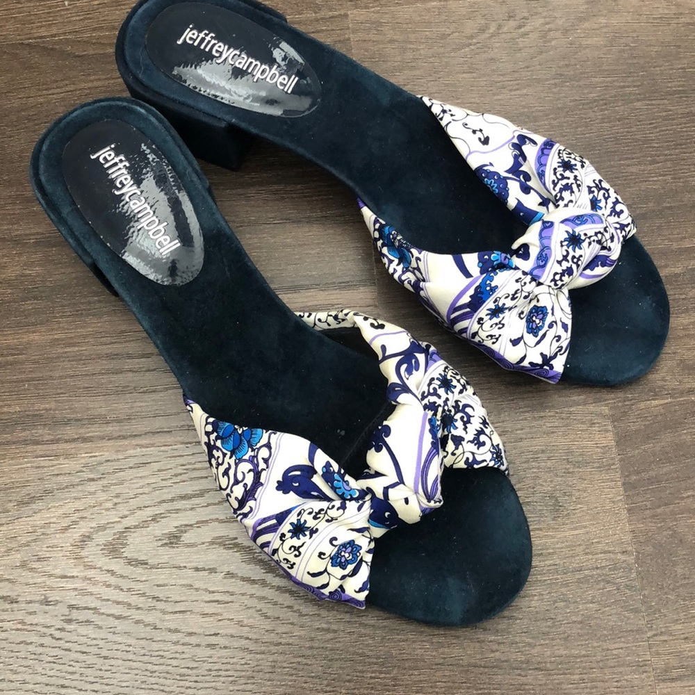 🆒 Jeffery Cambell Beaton Slides • Size 8.5
